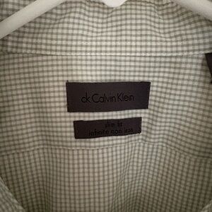 Calvin Klein Men's Slim Fit Checkered Shirt - White and Gray
